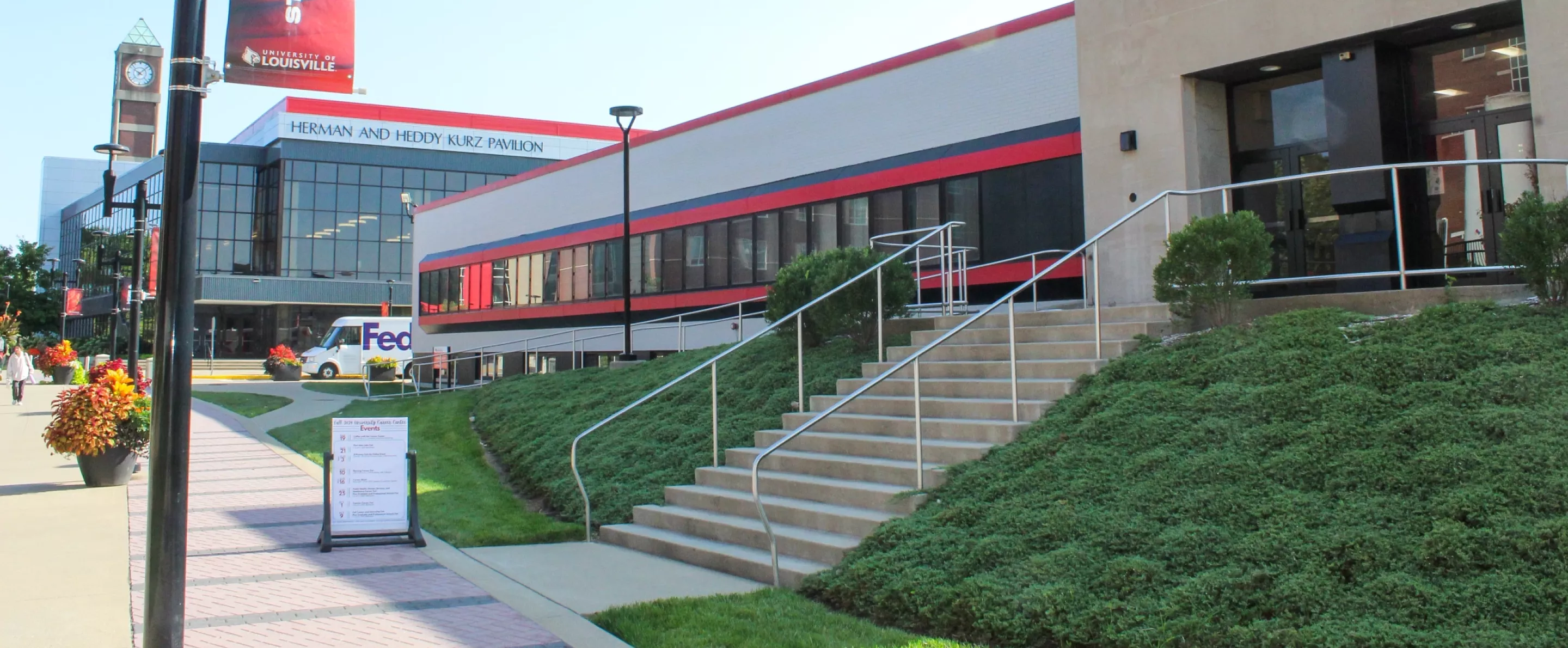 Houchens Building Exterior