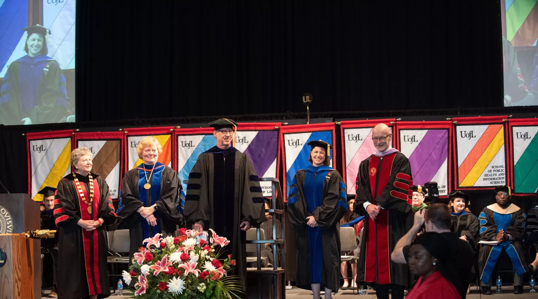 Bronwyn Williams receiving the award for outstanding faculty mentor to doctoral students.