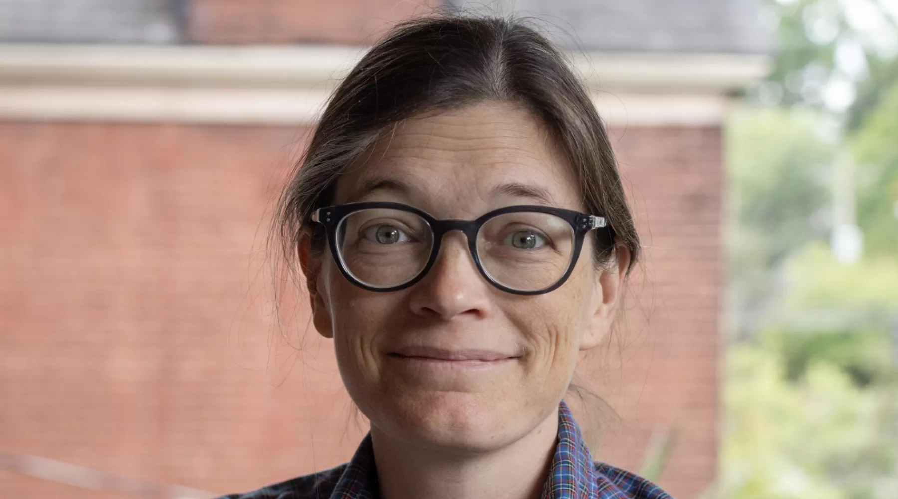 Angela Storey headshot